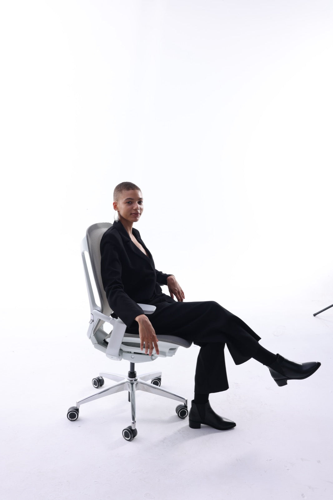 BIRCH Ergonomic Chair by ITO Design — Gray frame, Gray Wintex mesh